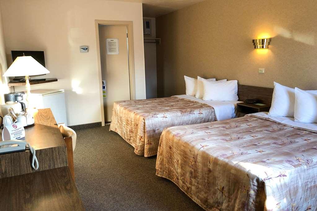 Rodeway Inn Gaspe Room photo